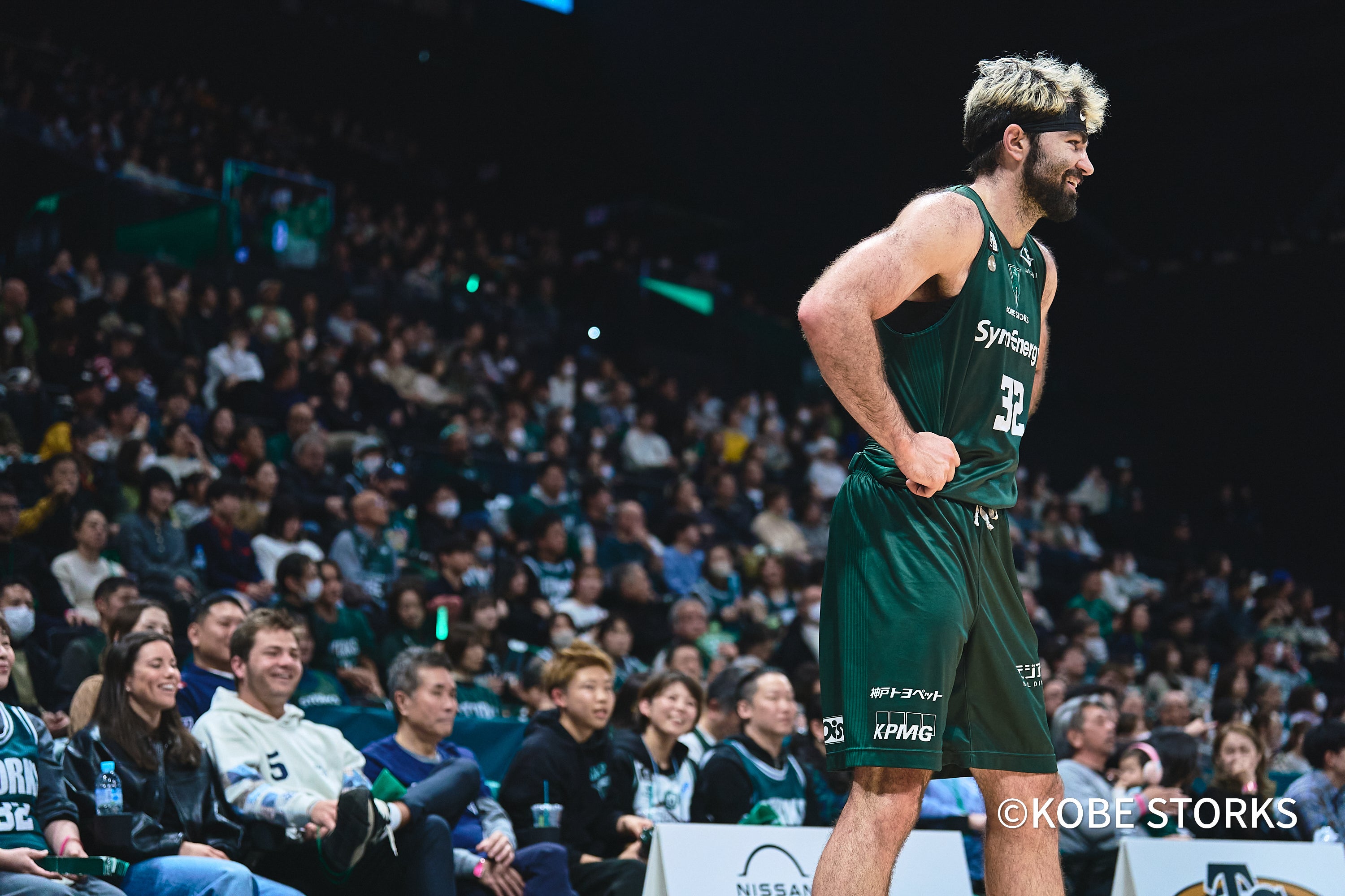 ルーク・メイ選手プレー写真2